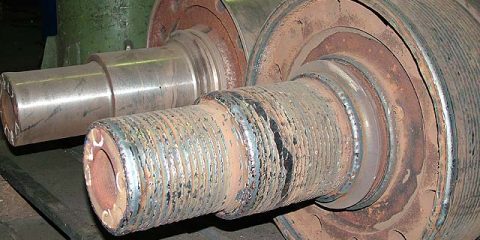 Schweissen_Auftragsschweissen_RichttreiberollenInstandsetzung Auftragsschweißung im Rahmen der Instandsetzung von Richttreiberrollen / Rollen von Richtgerüsten Schweissen_Auftragsschweissen_RichttreiberollenInstandsetzung Auftragsschweißung im Rahmen der Instandsetzung von Richttreiberrollen / Rollen von Richtgerüsten